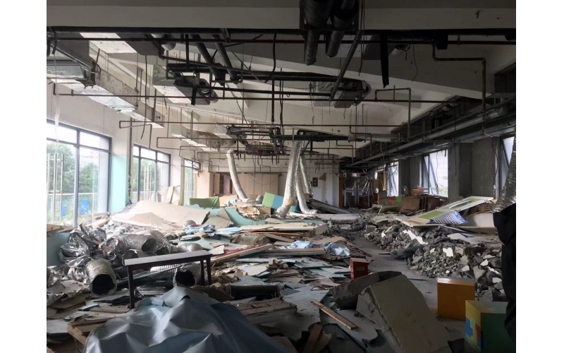 浦东800平餐厅装修施工拆除阶段